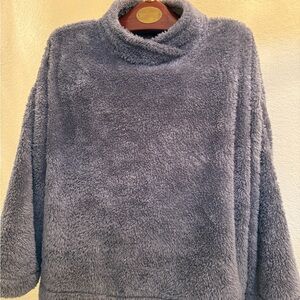 Jane and Bleecker Soft Gray Fleece Pajama Top.